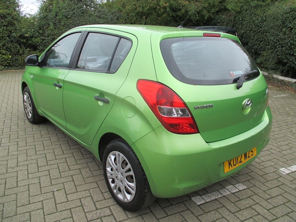 Used Hyundai i20 2012 for sale - 76226792: Photo 7