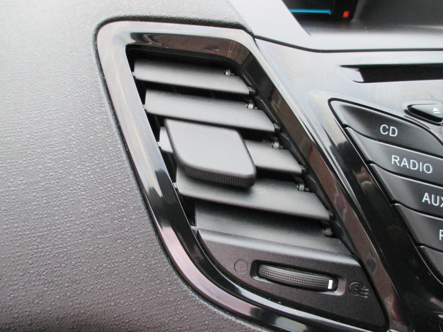 Used Ford Fiesta 2013 for sale - 77144430: Photo 34