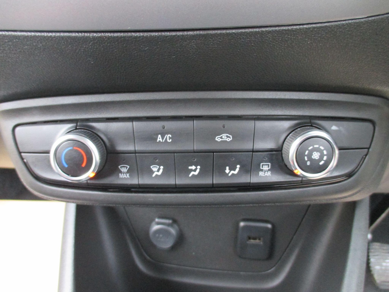 Used Vauxhall Crossland X 2019 for sale - 77468628: Photo 19