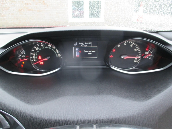 Used Peugeot 308 SW 2017 for sale - 75978453: Photo 18