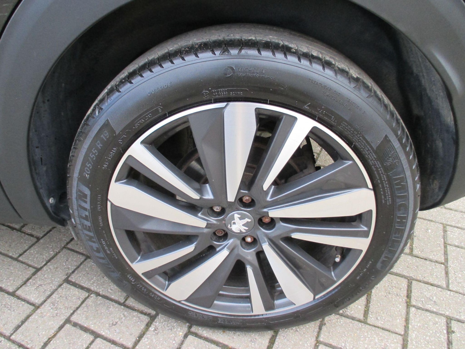 Used Peugeot 3008 2019 for sale - 77892230: Photo 13