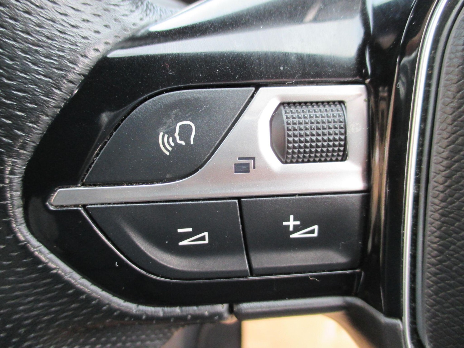 Used Peugeot 3008 2019 for sale - 77892230: Photo 30