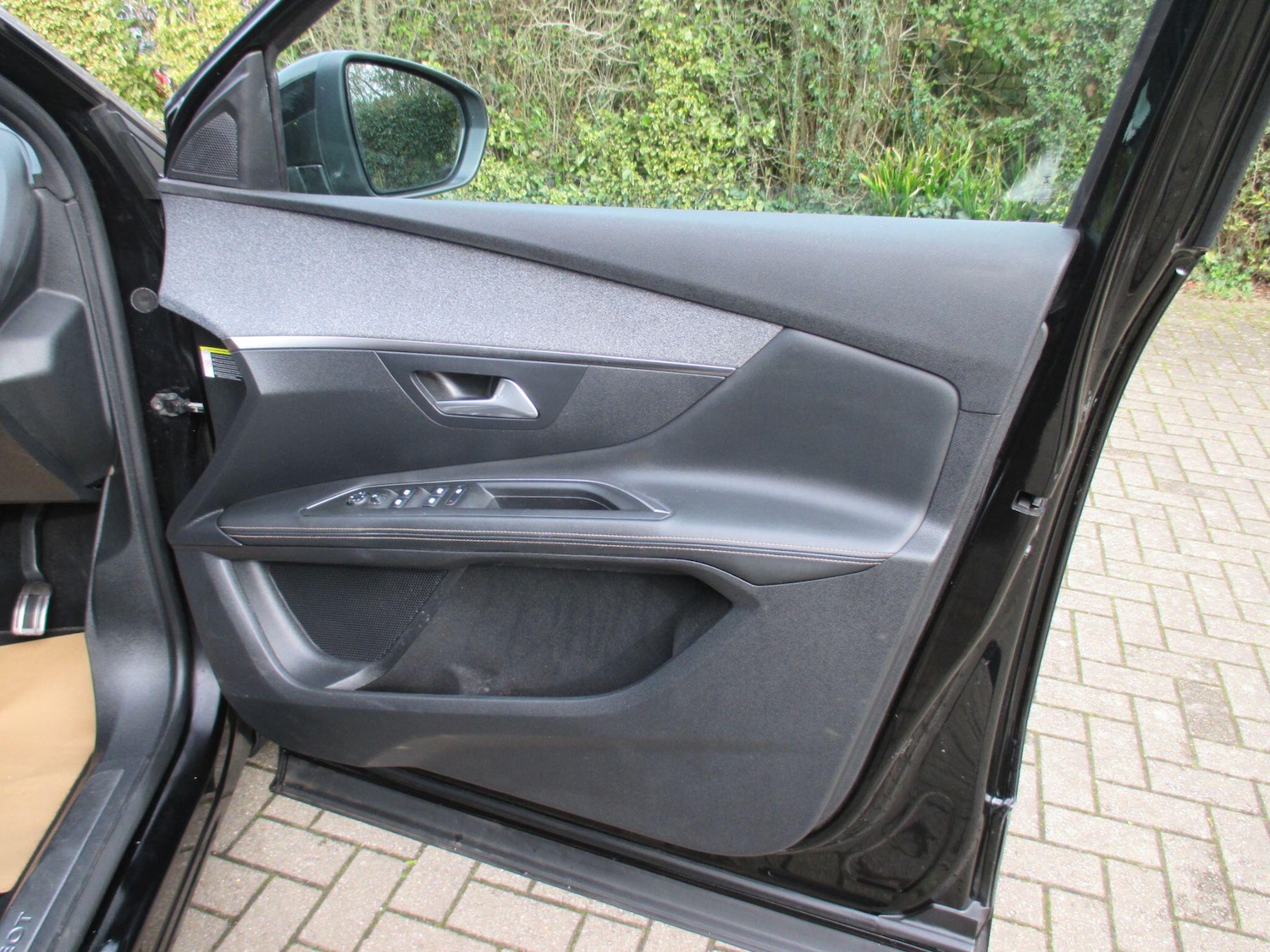 Used Peugeot 3008 2019 for sale - 77892230: Photo 40