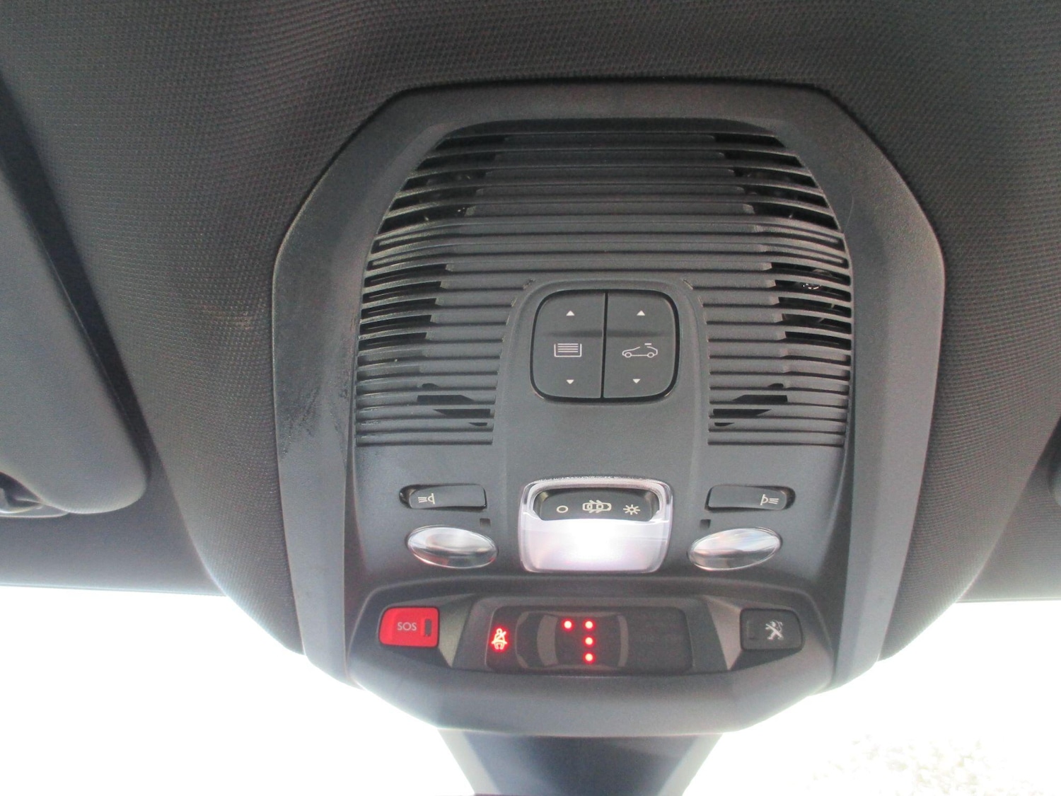 Used Peugeot 3008 2019 for sale - 77892230: Photo 45