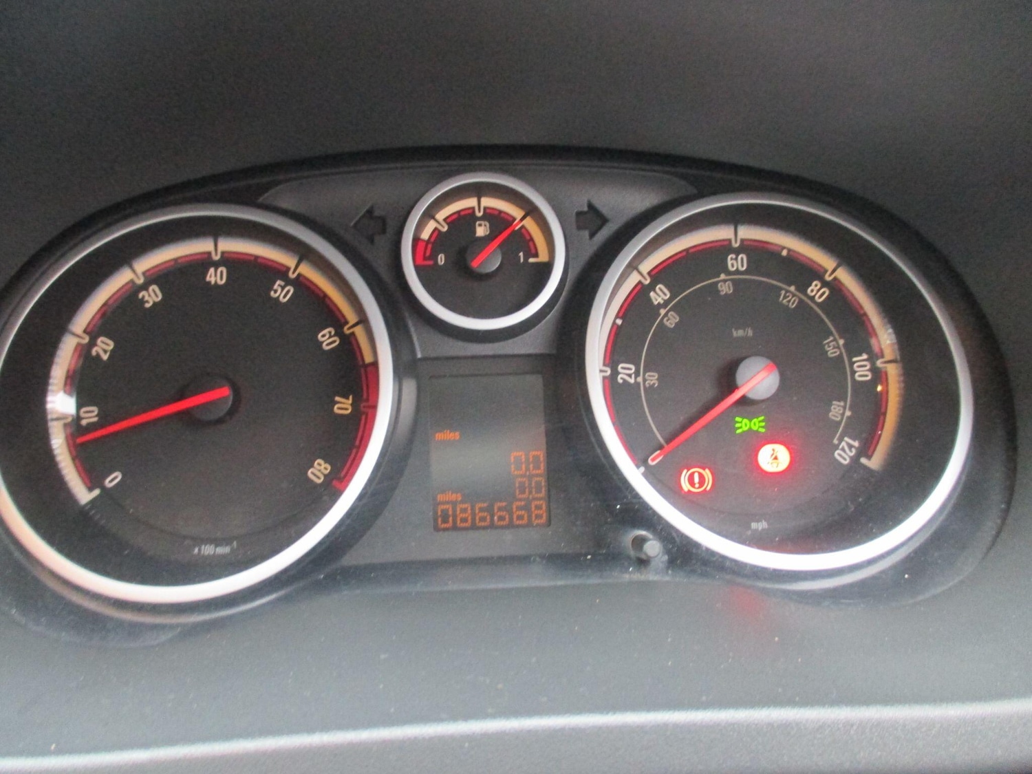 Used Vauxhall Corsa 2011 for sale - 76990970: Photo 11