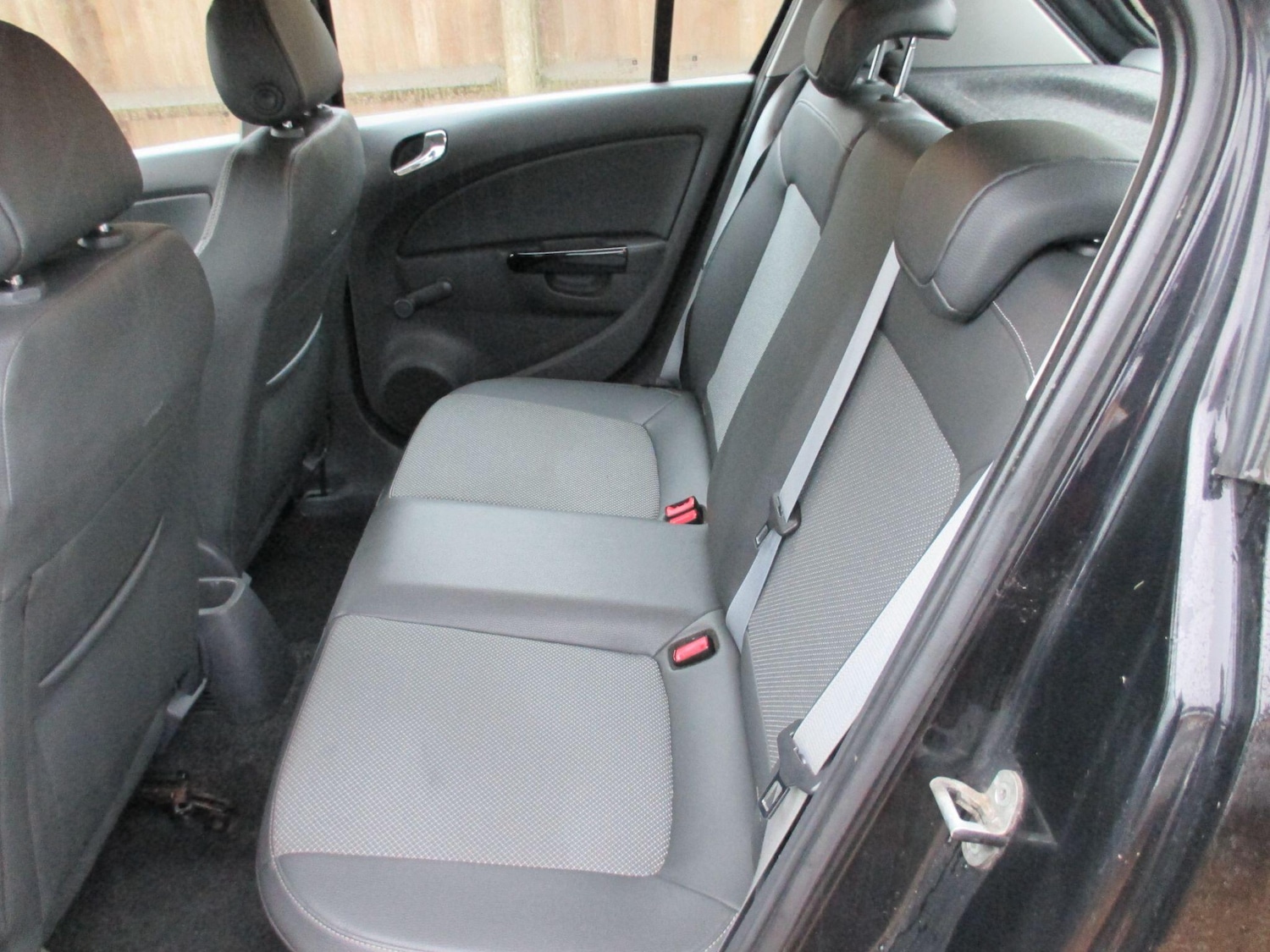 Used Vauxhall Corsa 2011 for sale - 76990970: Photo 23