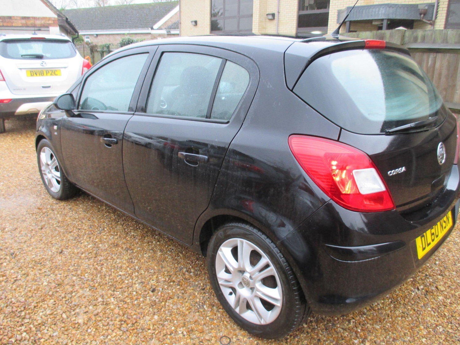 Used Vauxhall Corsa 2011 for sale - 76990970: Photo 6