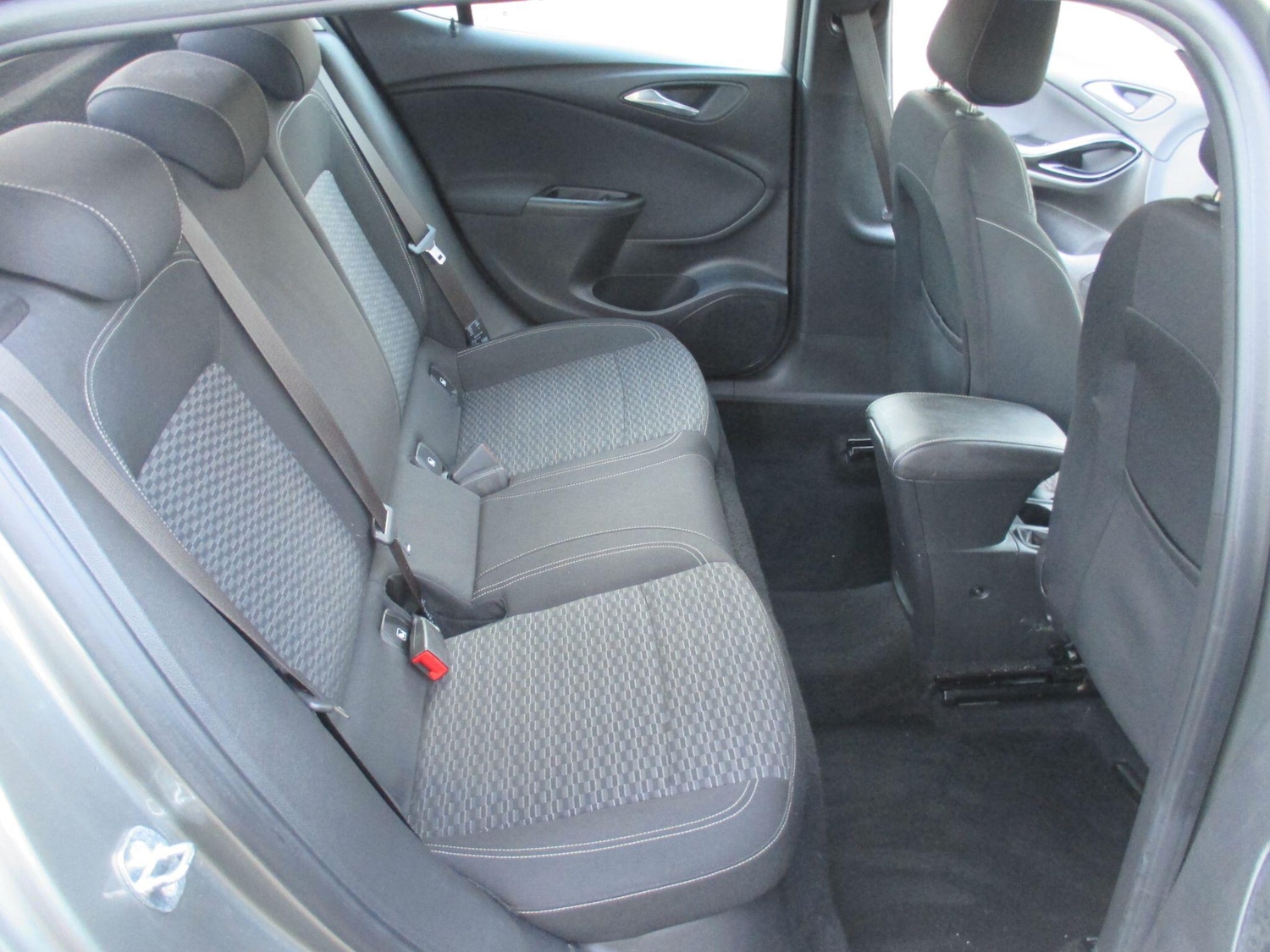 Used Vauxhall Astra 2018 for sale - 76953086: Photo 29