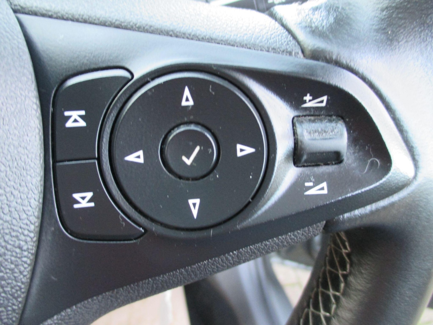 Used Vauxhall Astra 2018 for sale - 76953086: Photo 34