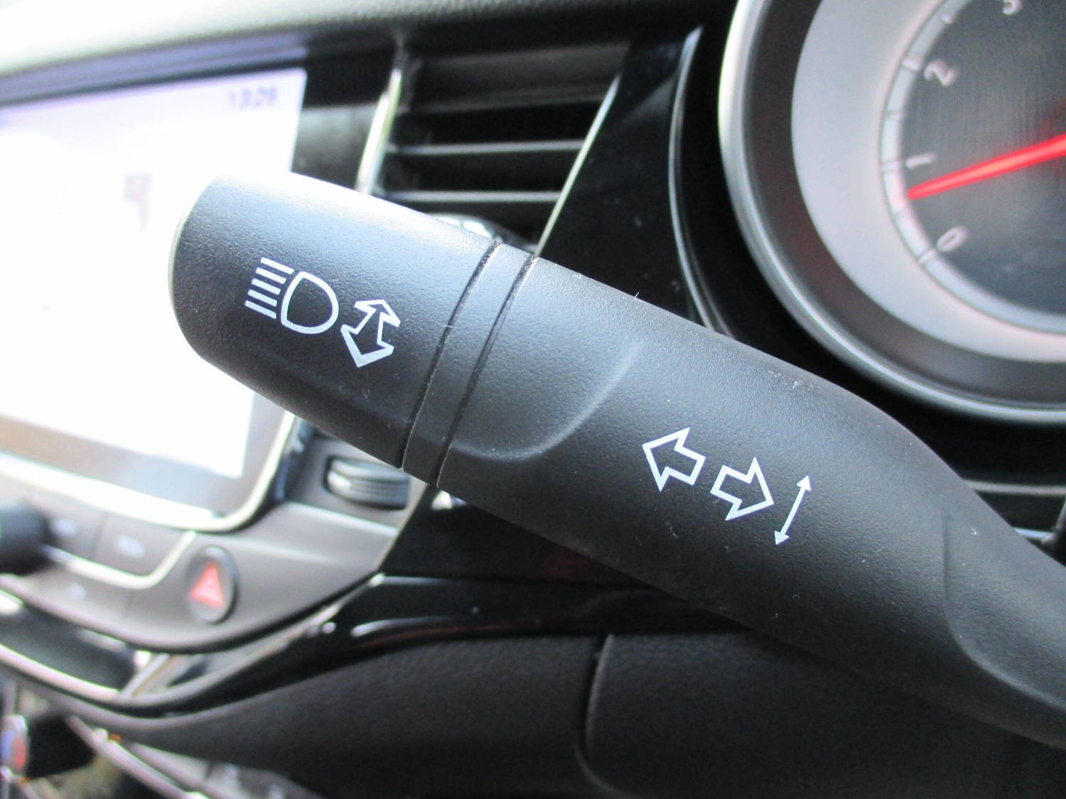 Used Vauxhall Astra 2018 for sale - 76953086: Photo 36