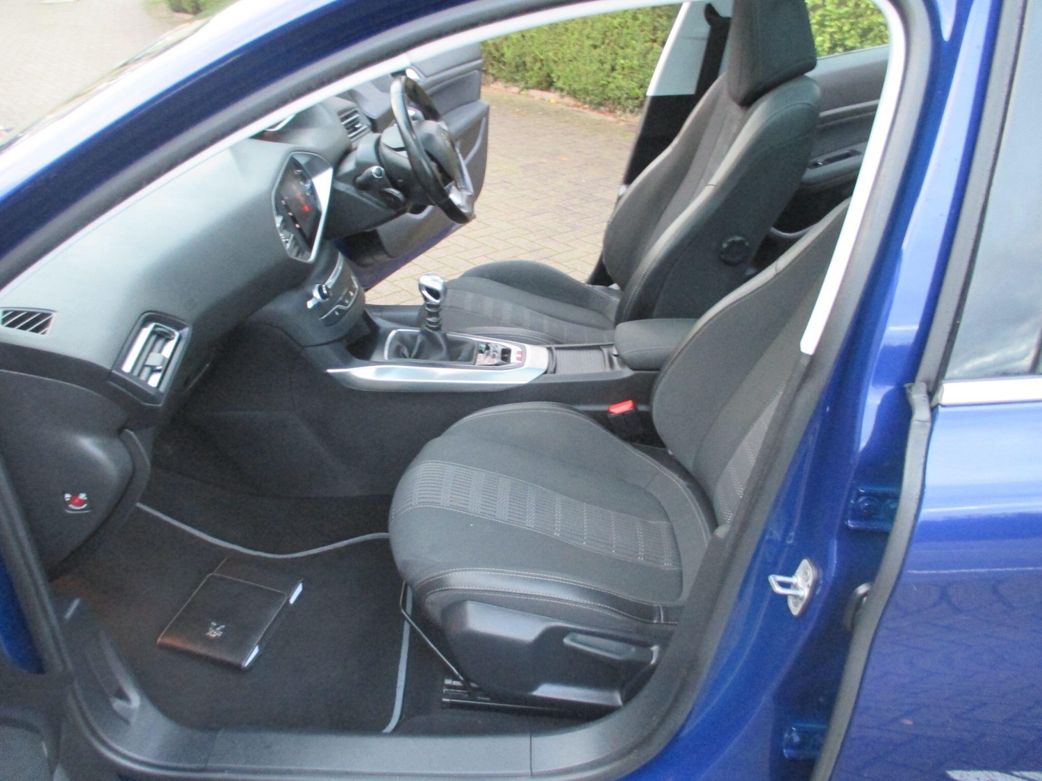 Used Peugeot 308 2018 for sale - 76666589: Photo 25