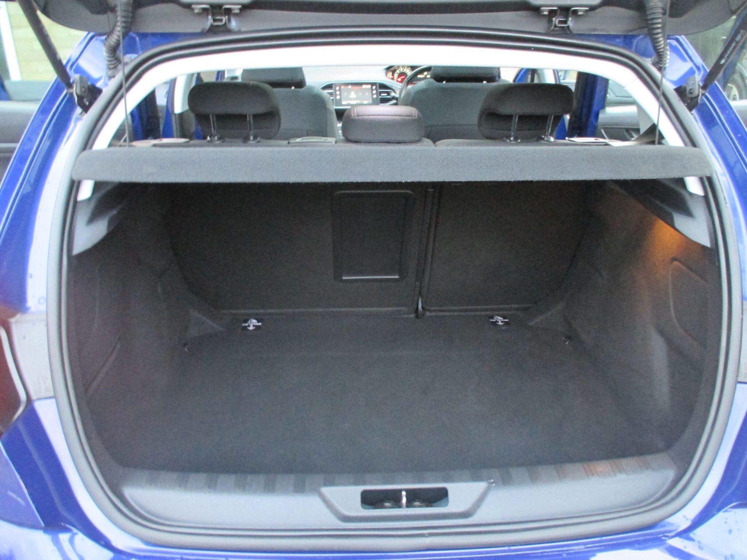 Used Peugeot 308 2018 for sale - 76666589: Photo 45