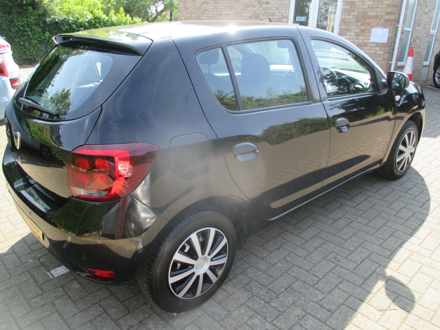Vehicle 5