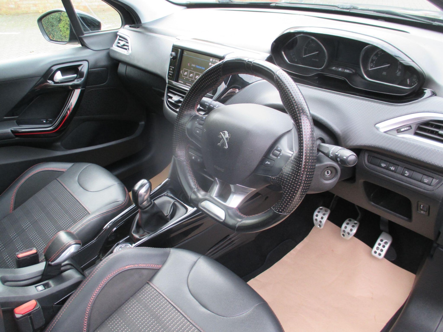 Used Peugeot 2008 2019 for sale - 77425724: Photo 16