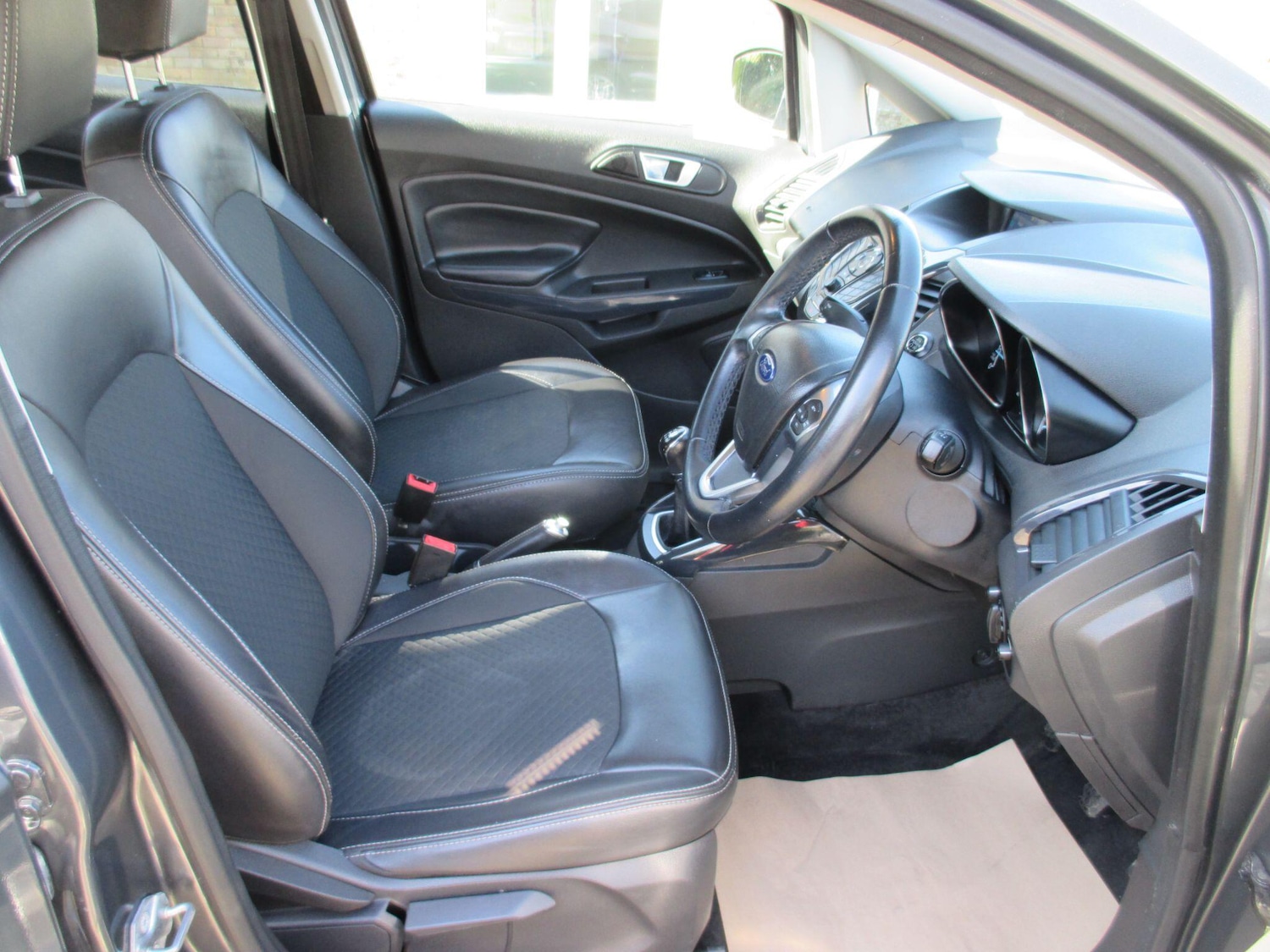 Used Ford Ecosport 2017 for sale - 78170744: Photo 23