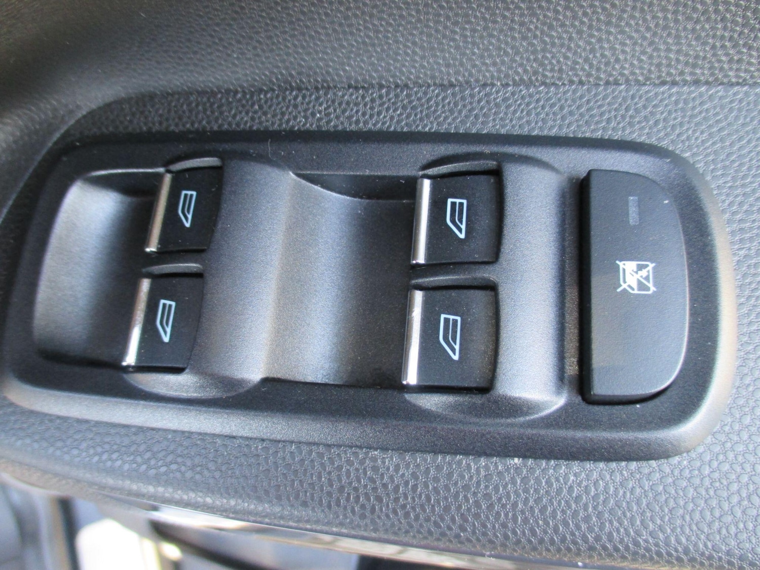 Used Ford Ecosport 2017 for sale - 78170744: Photo 42