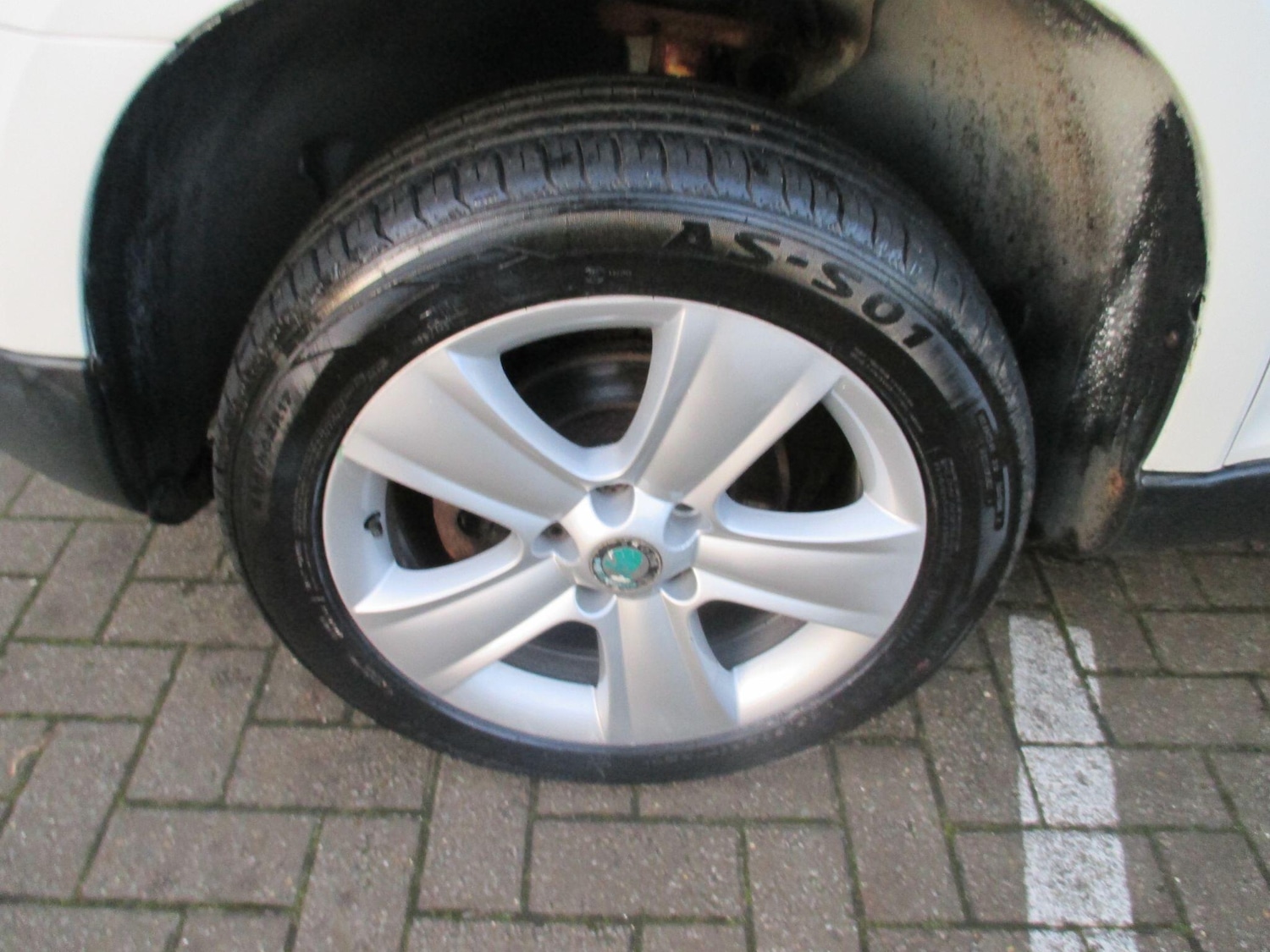 Used Skoda Yeti 2012 for sale - 77978532: Photo 12