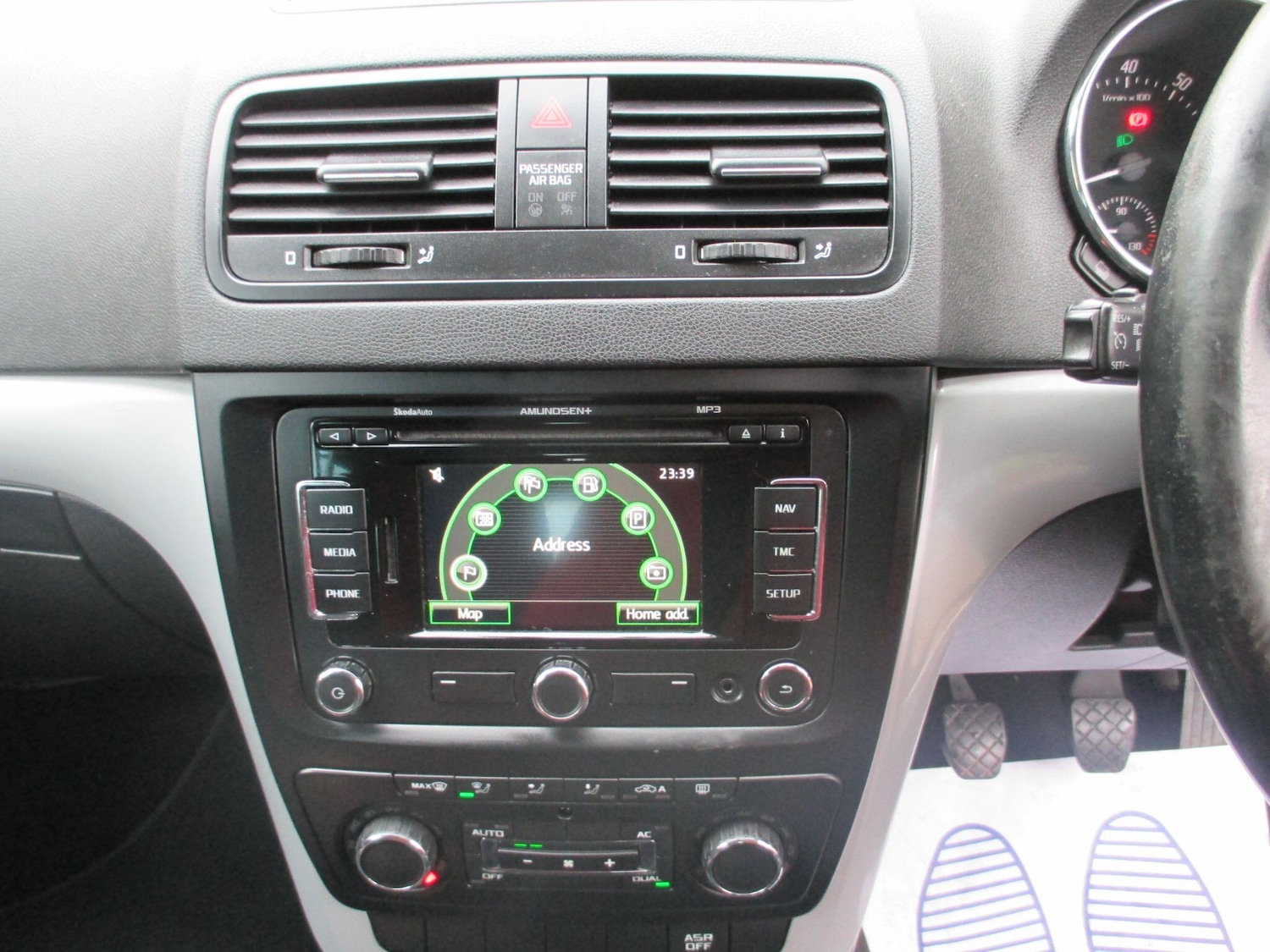 Used Skoda Yeti 2012 for sale - 77978532: Photo 15