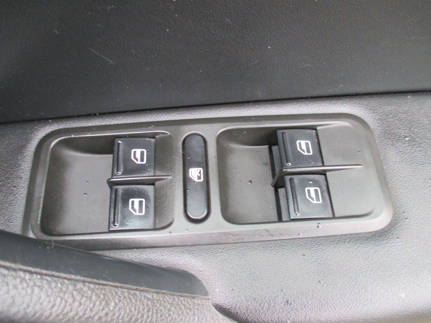 Used Skoda Yeti 2012 for sale - 77978532: Photo 40