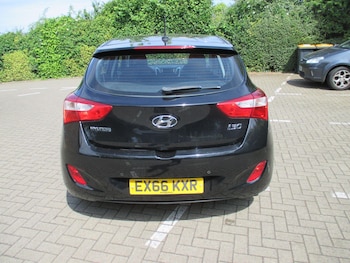 Used Hyundai i30 2016 for sale - 78528397: Photo