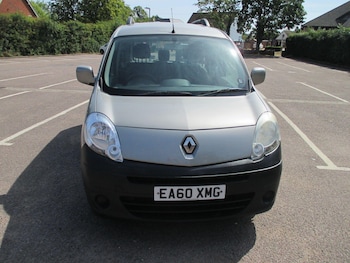Used Renault Kangoo 2010 for sale - 79426169: Photo