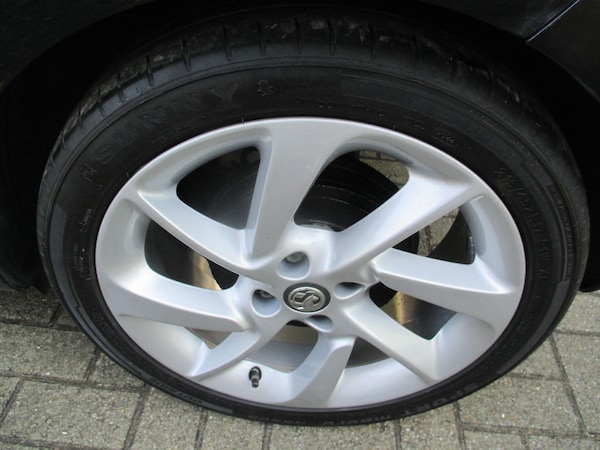 Used Vauxhall ADAM 2017 for sale - 75751704: Photo 9