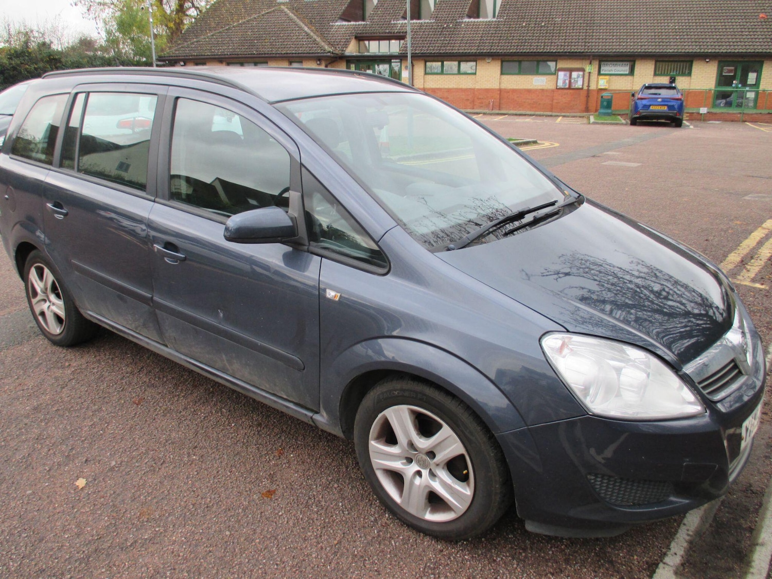 Used Vauxhall Zafira 2009 for sale - 76561239: Photo 1