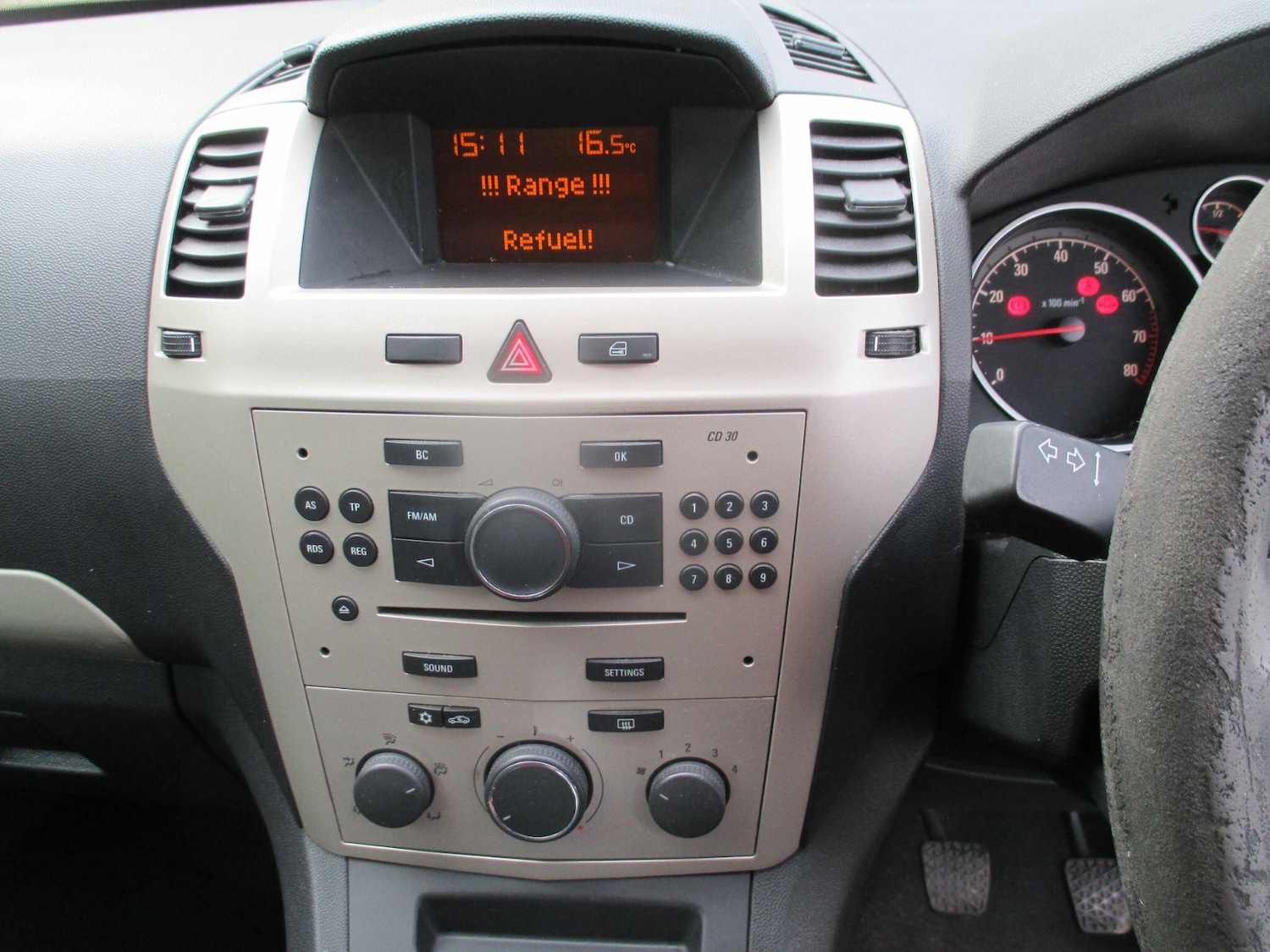 Used Vauxhall Zafira 2009 for sale - 76561239: Photo 15