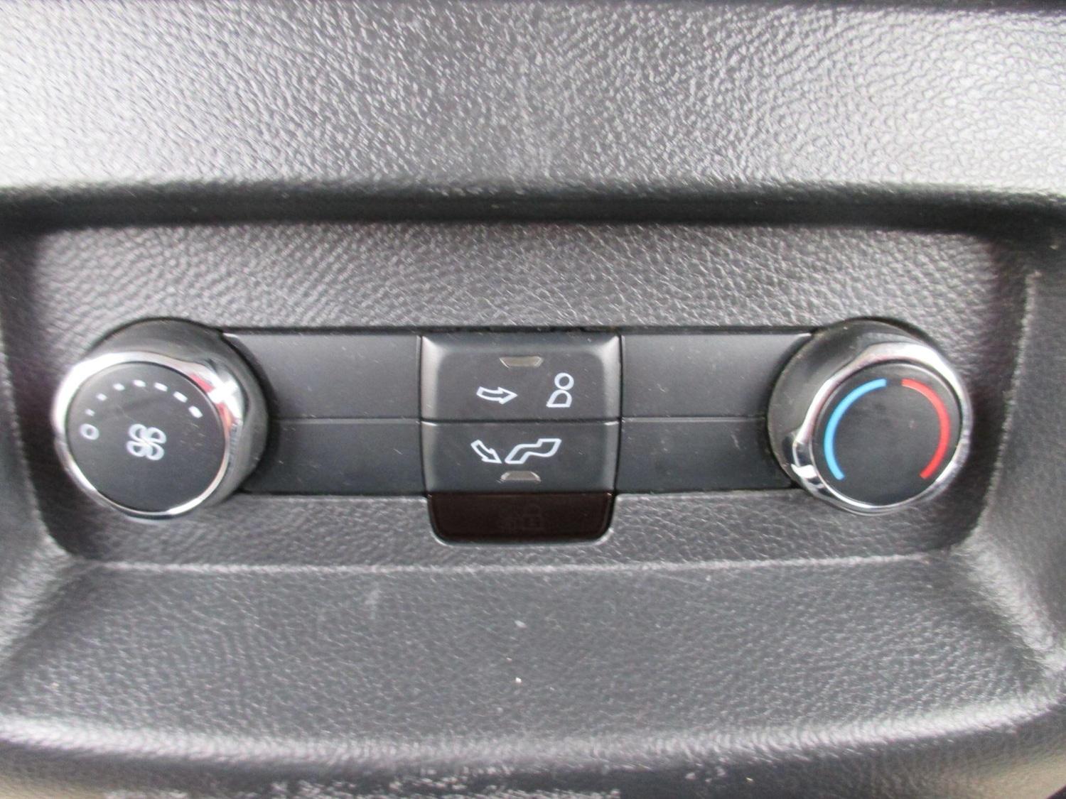 Used Ford S-Max 2018 for sale - 78115112: Photo 37