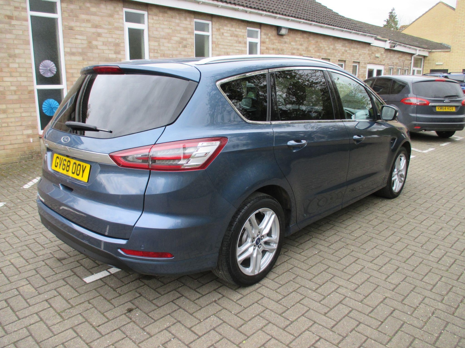 Used Ford S-Max 2018 for sale - 78115112: Photo 5