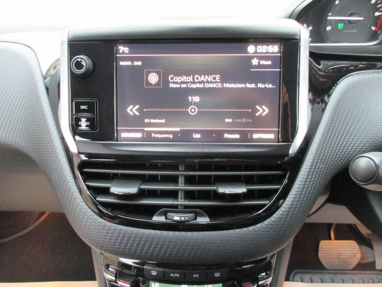 Used Peugeot 2008 2018 for sale - 77074066: Photo 19