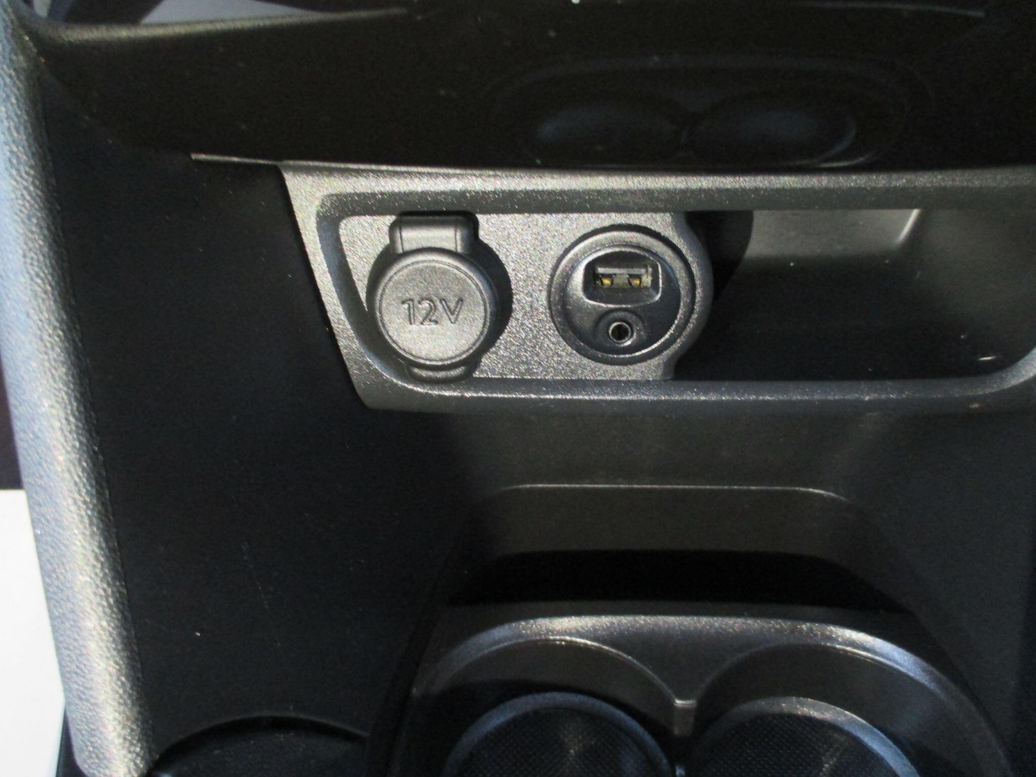 Used Peugeot 2008 2018 for sale - 77074066: Photo 38