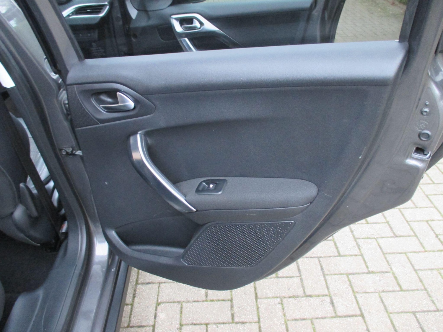 Used Peugeot 2008 2018 for sale - 77074066: Photo 45