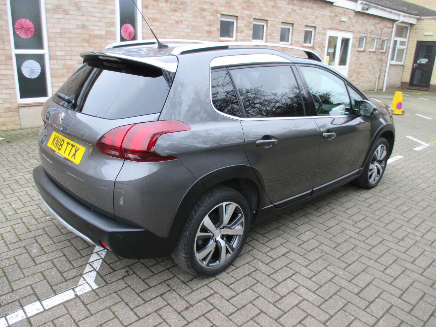 Used Peugeot 2008 2018 for sale - 77074066: Photo 5
