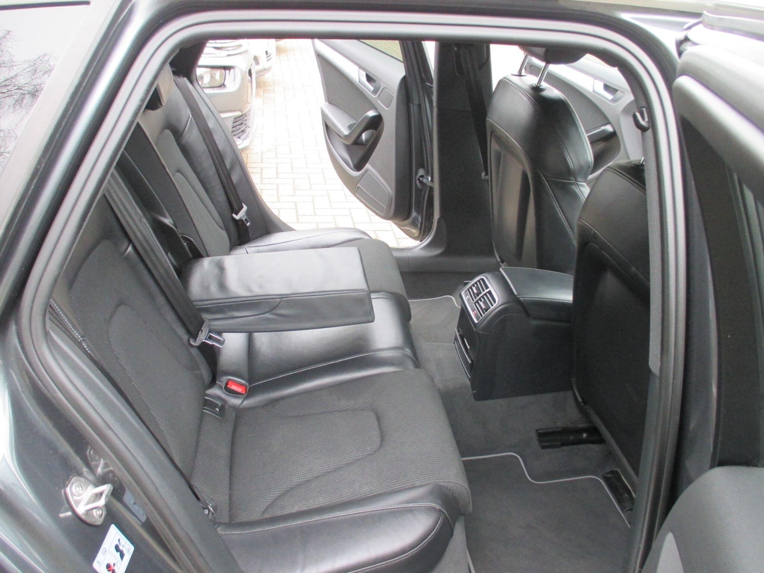 Used Audi A4 Avant for sale - 77808956: Photo 27