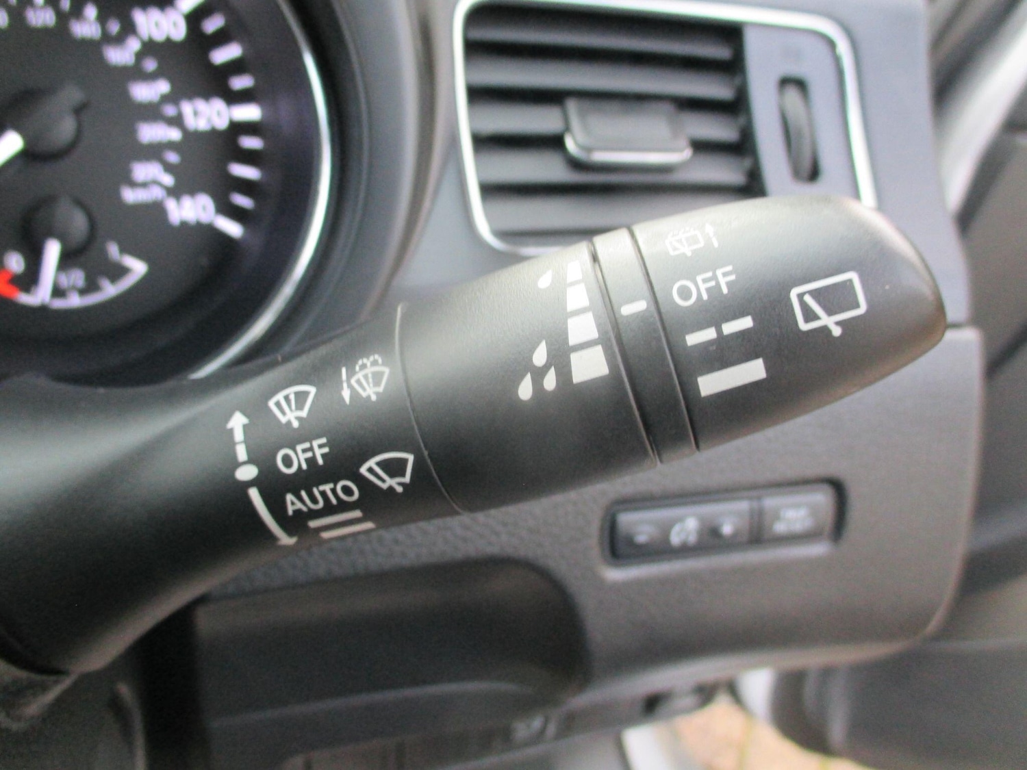 Used Nissan Pulsar 2016 for sale - 76511932: Photo 34