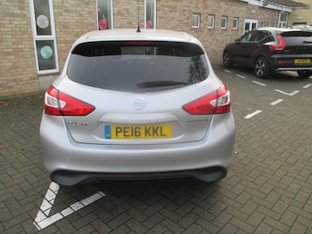 Used Nissan Pulsar 2016 for sale - 76511932: Photo