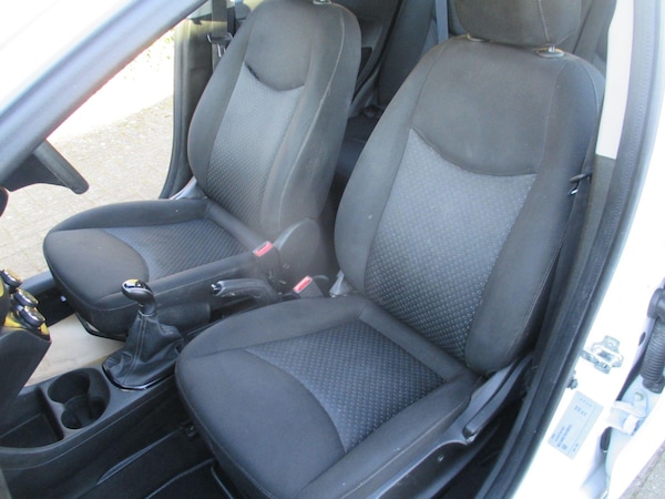 Used Vauxhall Viva 2016 for sale - 75751597: Photo 25