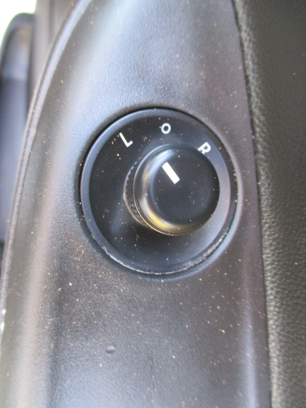 Used Vauxhall Viva 2016 for sale - 75751597: Photo 35