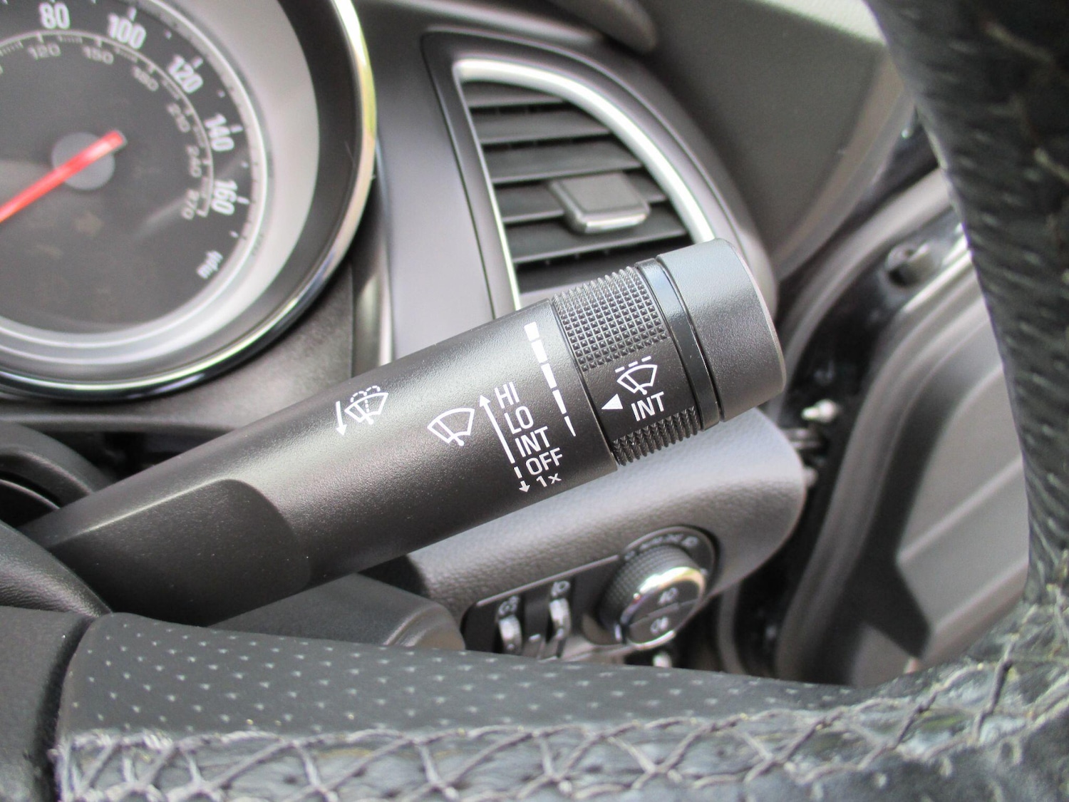 Used Vauxhall Cascada 2015 for sale - 77395935: Photo 33