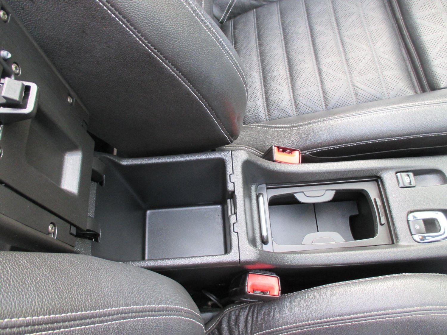 Used Vauxhall Cascada 2015 for sale - 77395935: Photo 36