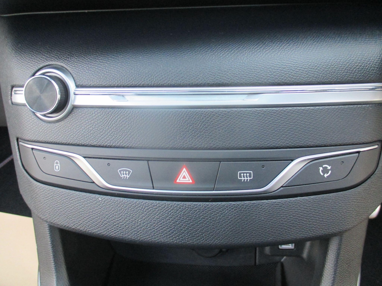 Used Peugeot 308 2018 for sale - 77305443: Photo 20