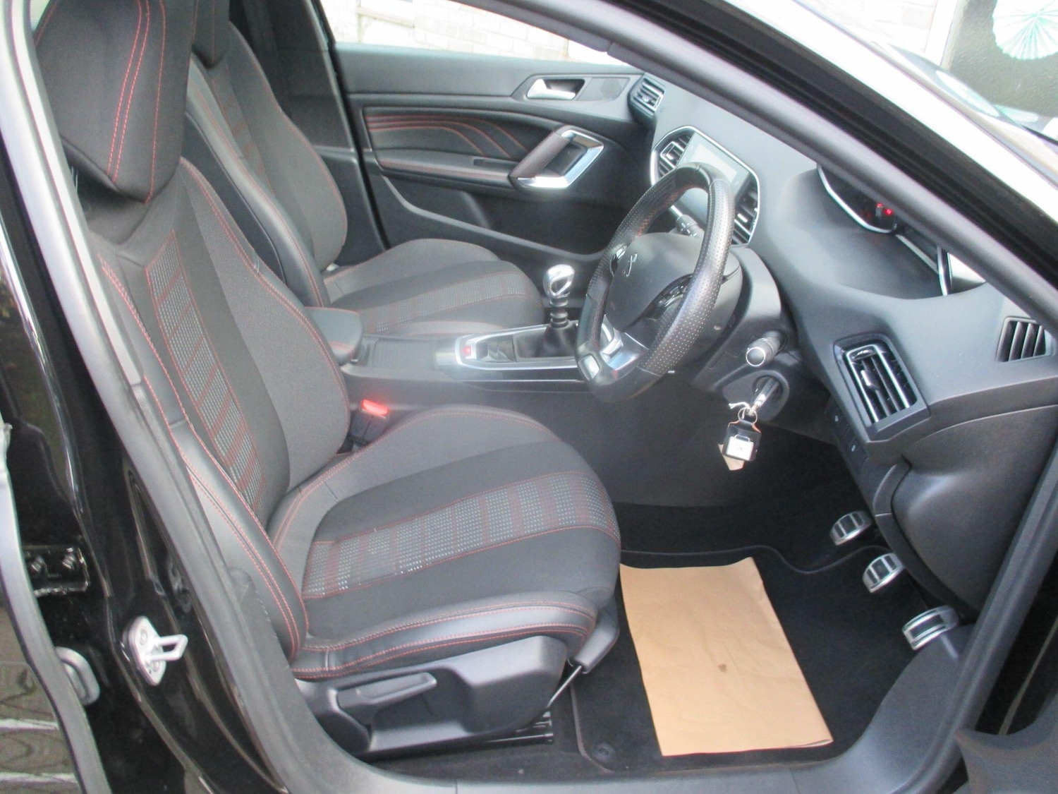 Used Peugeot 308 2018 for sale - 77305443: Photo 22