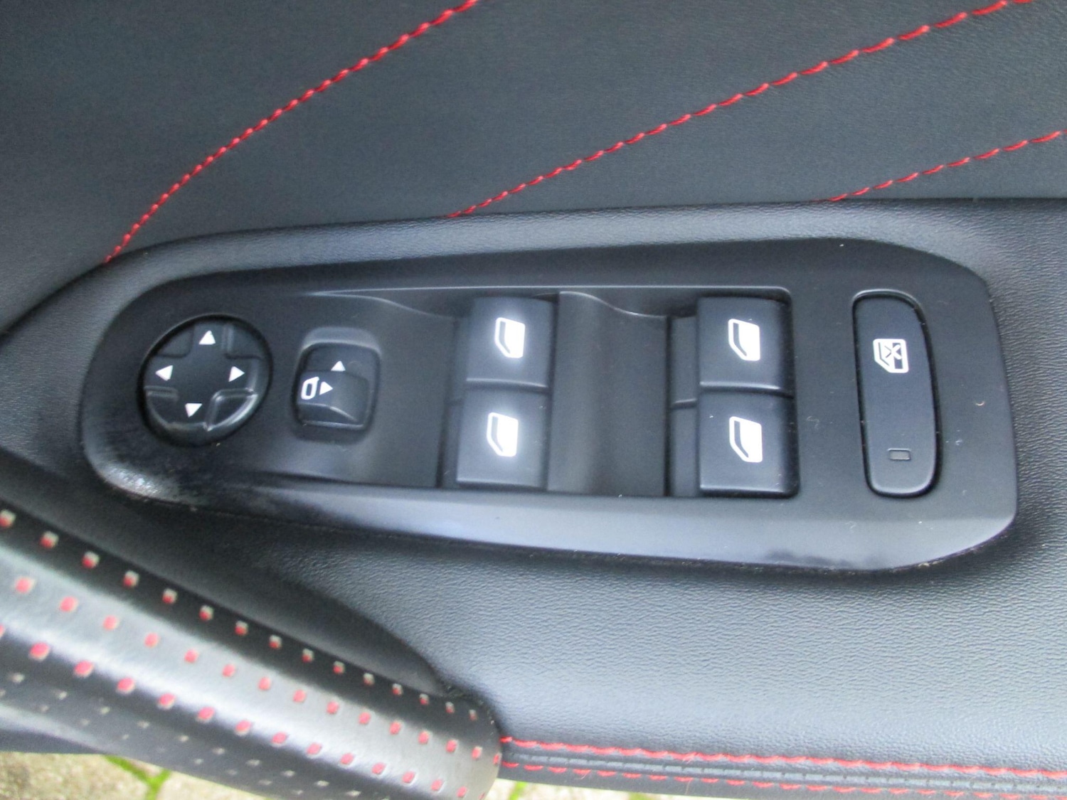 Used Peugeot 308 2018 for sale - 77305443: Photo 40