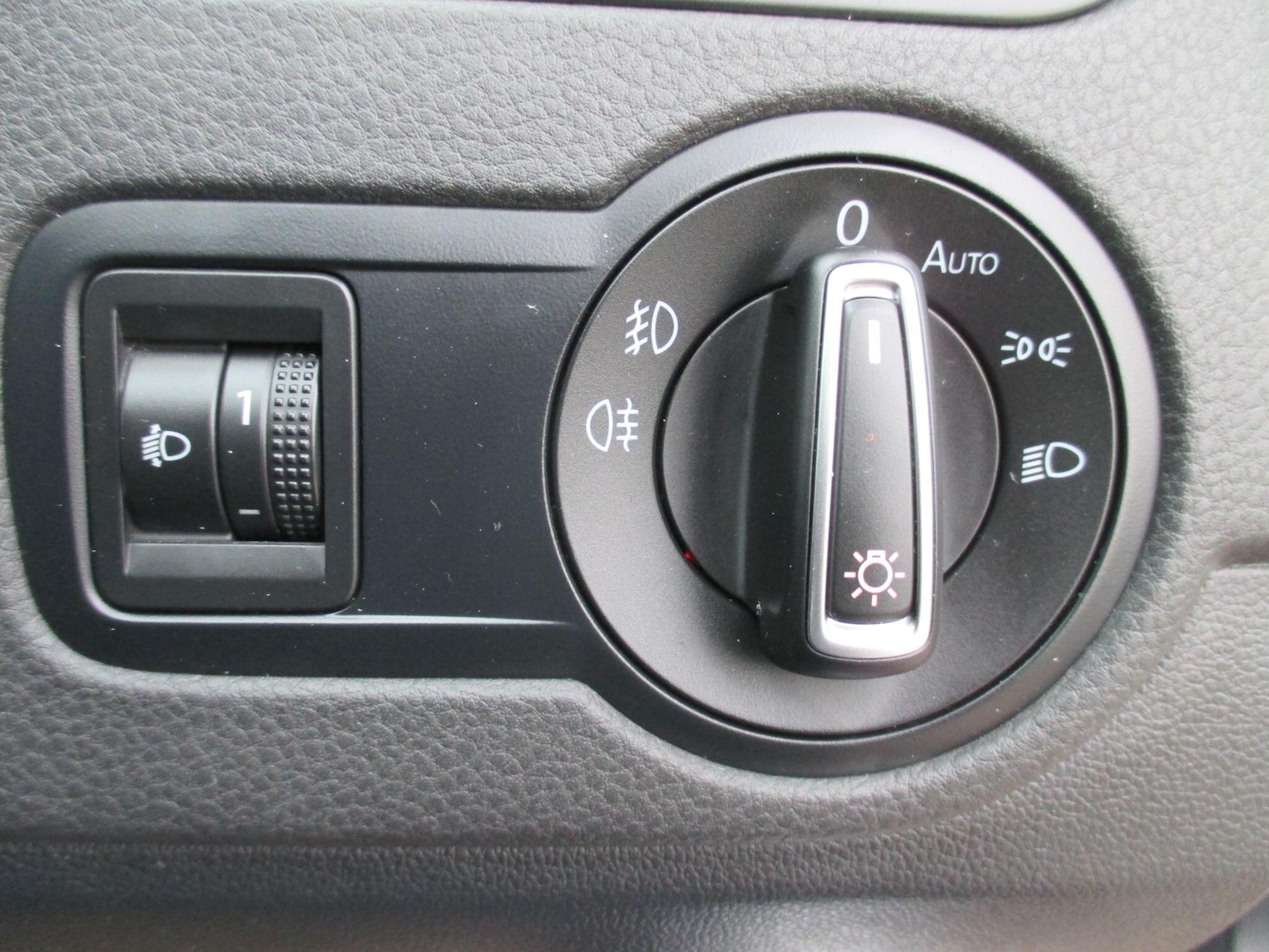 Used Volkswagen Polo for sale - 78007154: Photo 40