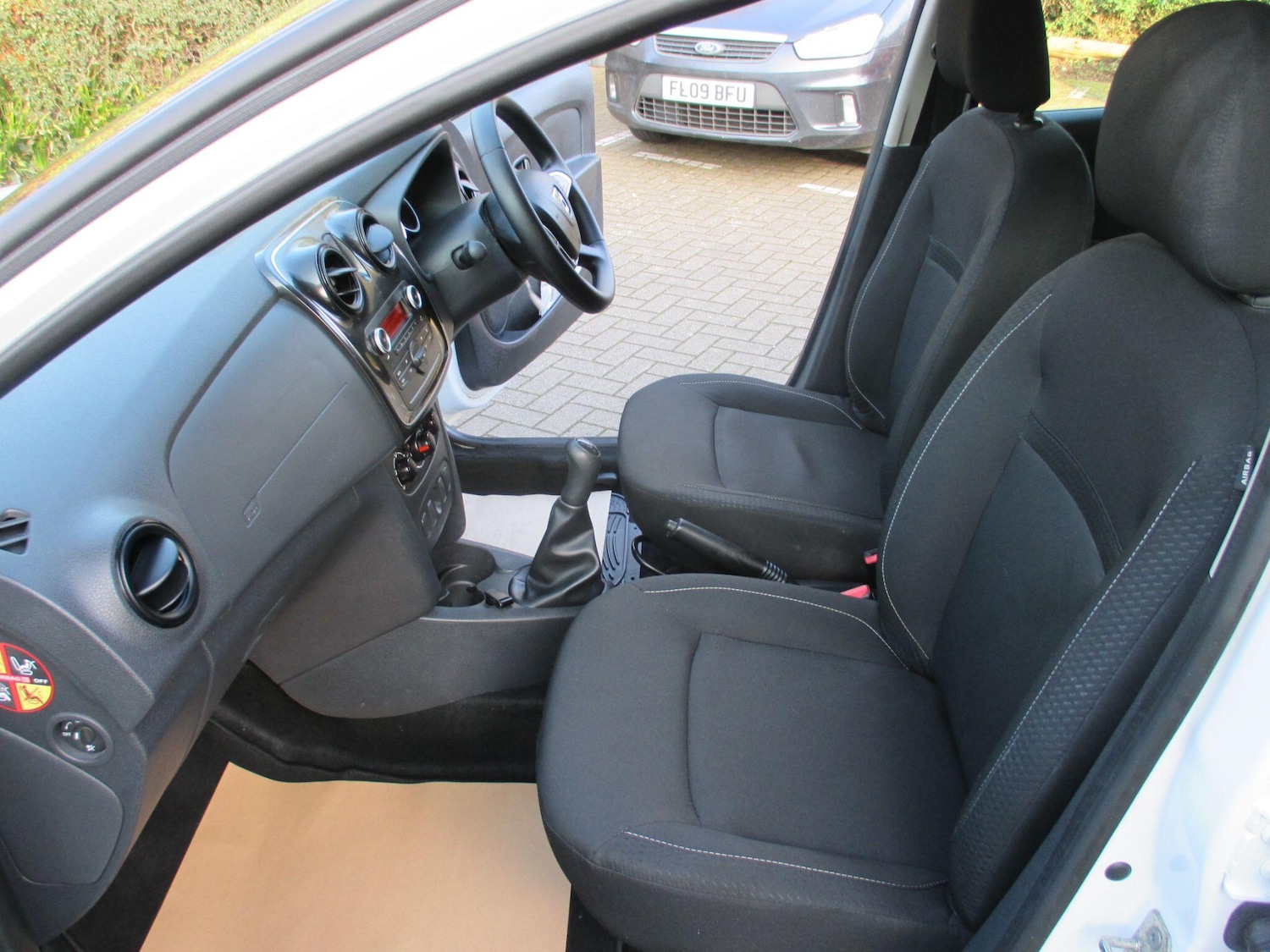 Used Dacia Sandero 2018 for sale - 77769123: Photo 25