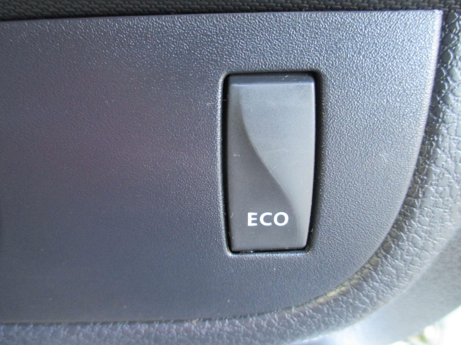 Used Dacia Sandero 2018 for sale - 77769123: Photo 39