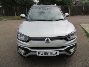 Used Ssangyong Tivoli 2018 for sale - 79093354: Photo