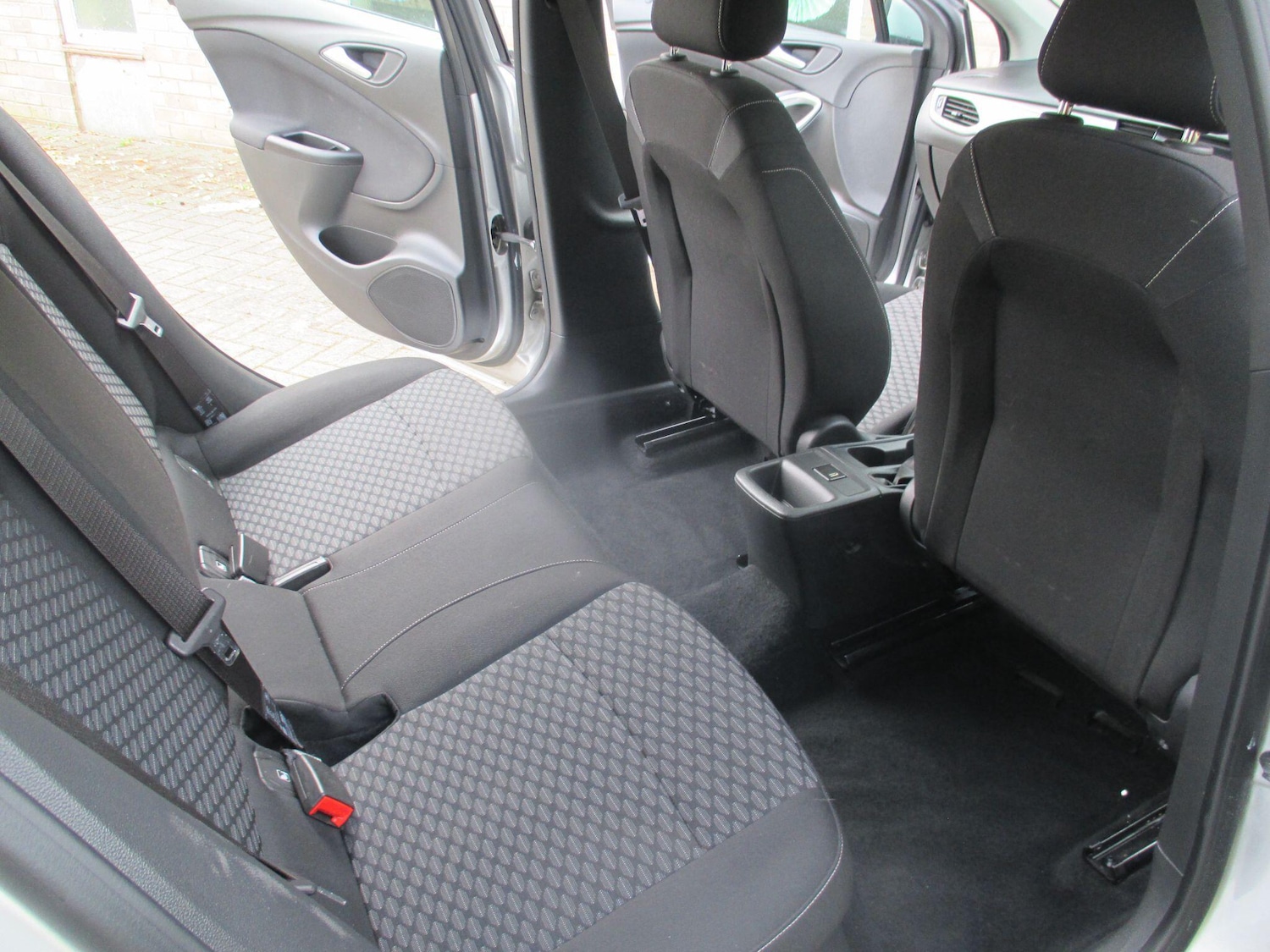 Vehicle 29