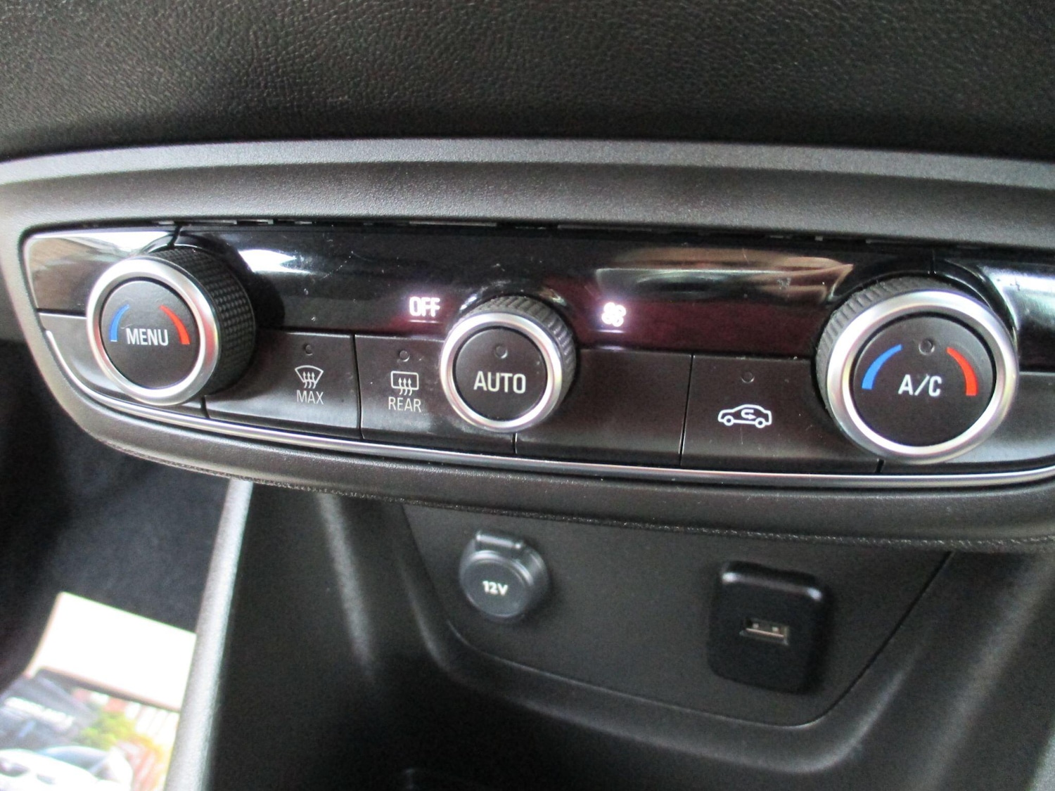 Used Vauxhall Crossland X 2018 for sale - 76952272: Photo 34